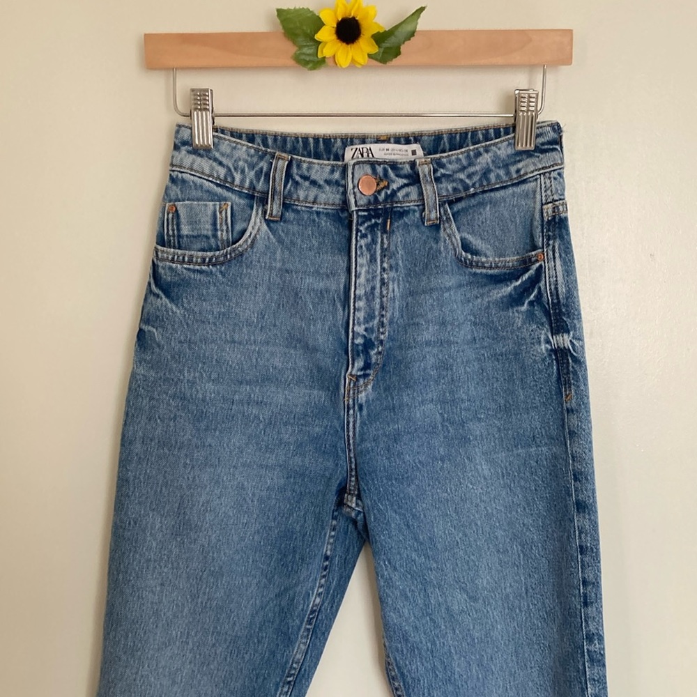 ZARA HIGH RISE JEANS - Picture 3 of 11